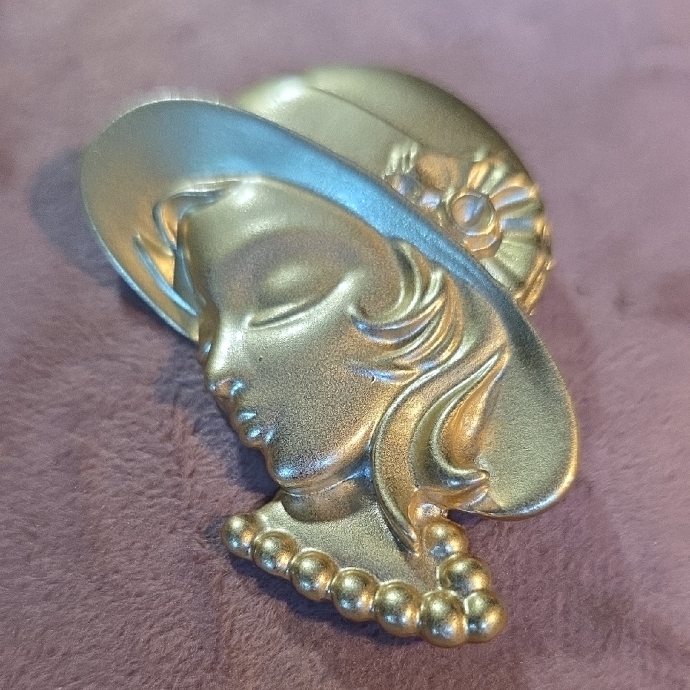 Vintage Don-Lin Matte Gold Lady In A Hat Brooch C1980s